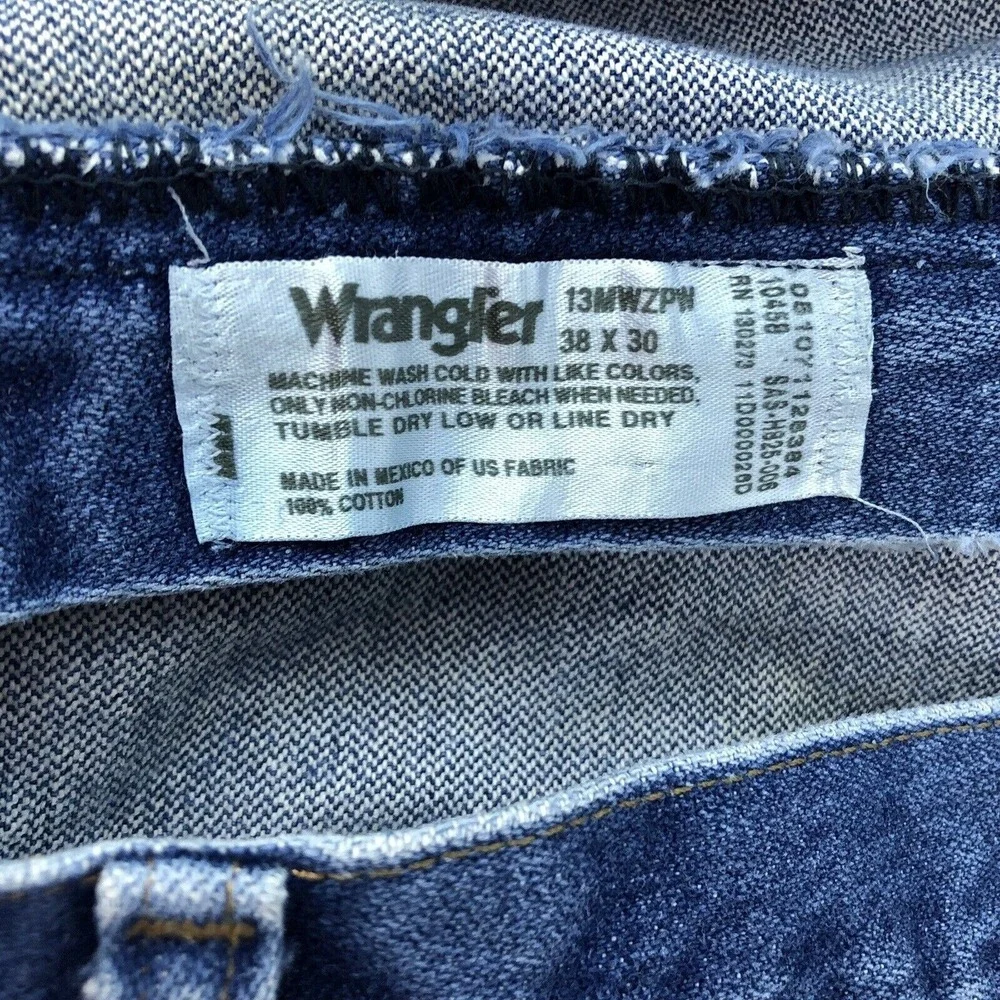 Wrangler 13MWZ Denim Blue Jeans 38x29 Cowboy‎ Jeans Straight Fit Rodeo Cut Style